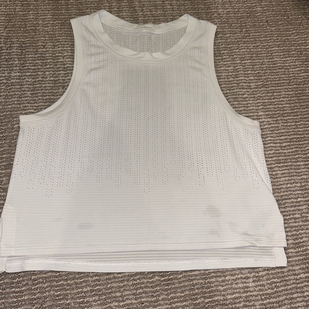 Lululemon Train to be tank